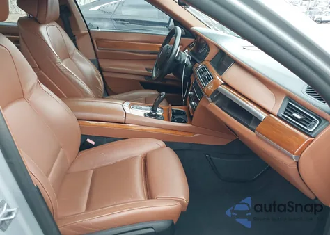 2013 BMW 750Li xDrive из США, поврежденный, VIN WBAYF8C50DD140147